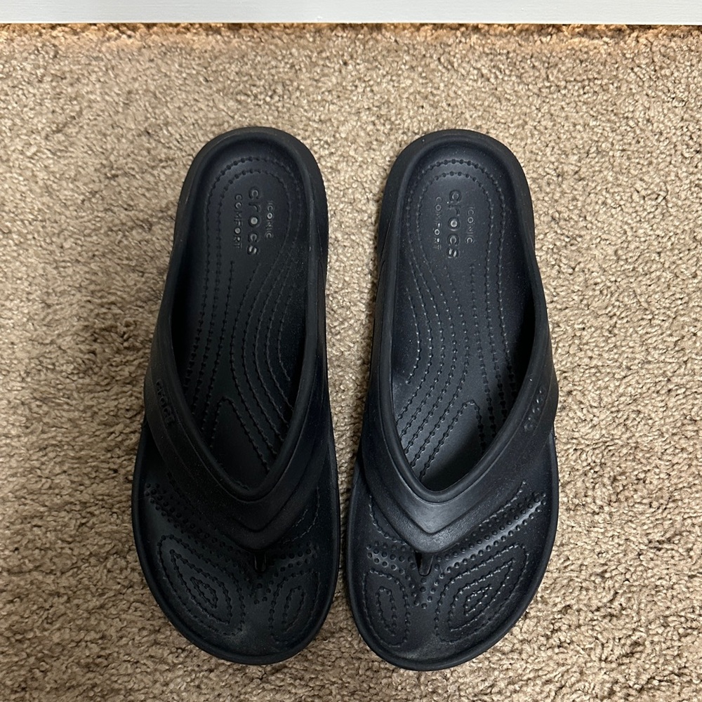 CROCS Classic Black Sandals